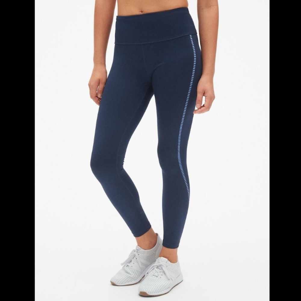 Gapfit Winterbrush Indigo Leggings with reflective print and light fleece lining